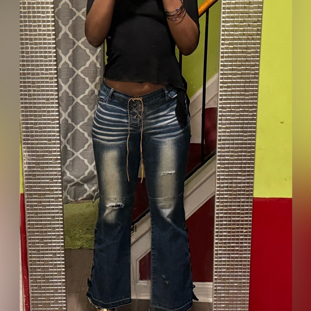 Street Code Y2K lace up, Distressed jeans